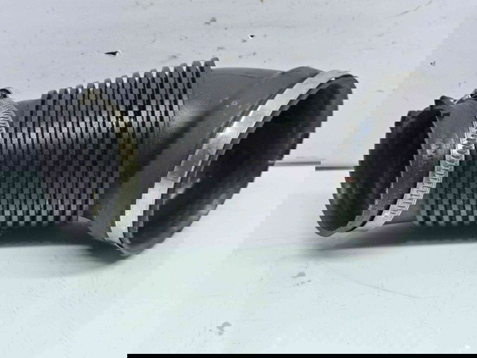 Tub admisie aer Audi A6 (4F2, C6) [Fabr 2004-2010] 4F0129615D