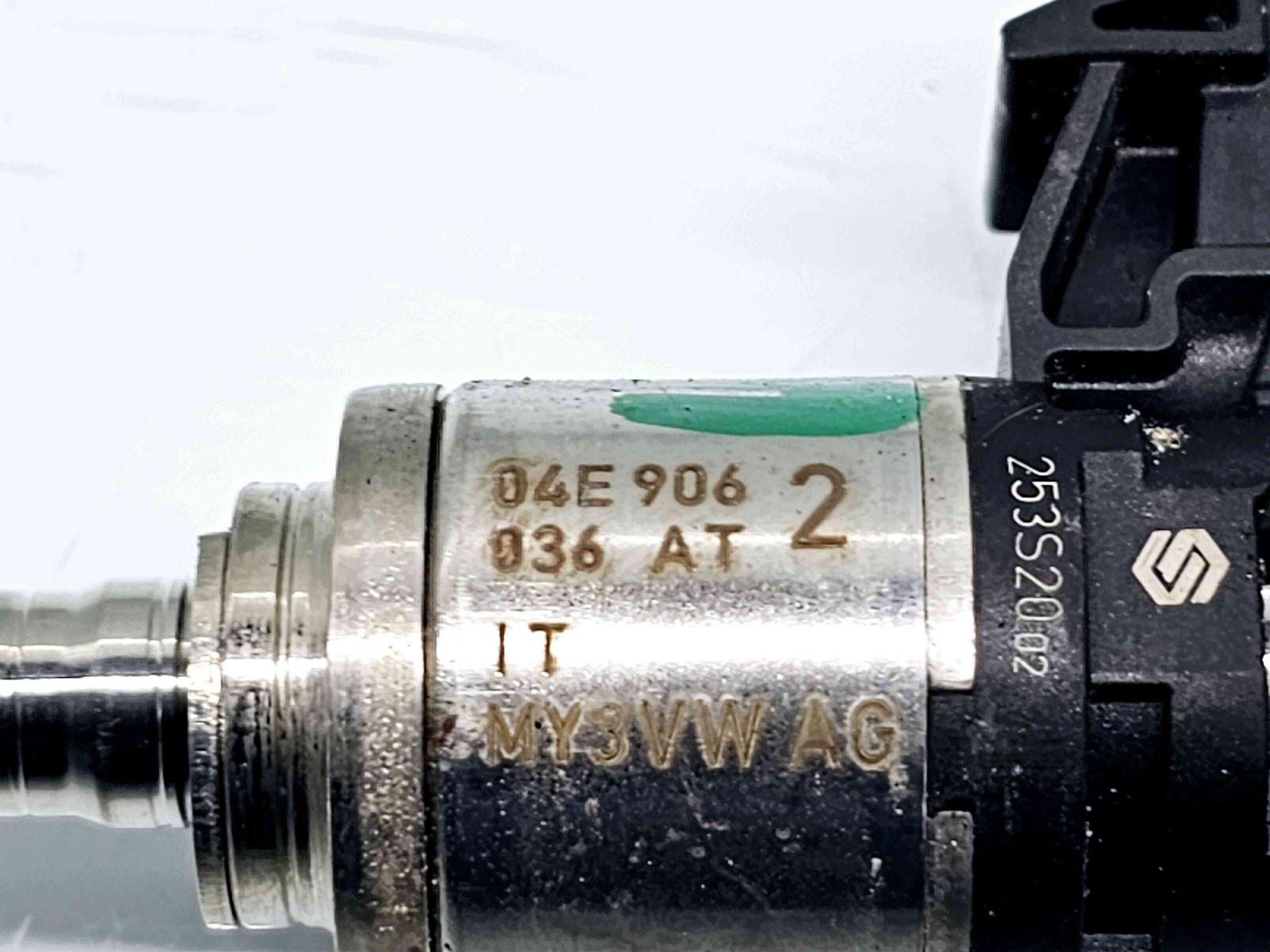 Injector Volkswagen Golf 7 Sportsvan (AM1, AN1) [Fabr 2014-prezent] 04E906036AT 1.3 Benz DKLD 70KW / 95CP - imagine 4