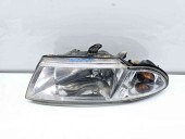   Far stanga MITSUBISHI Carisma (DA) [Fabr 1995-2007] OEM