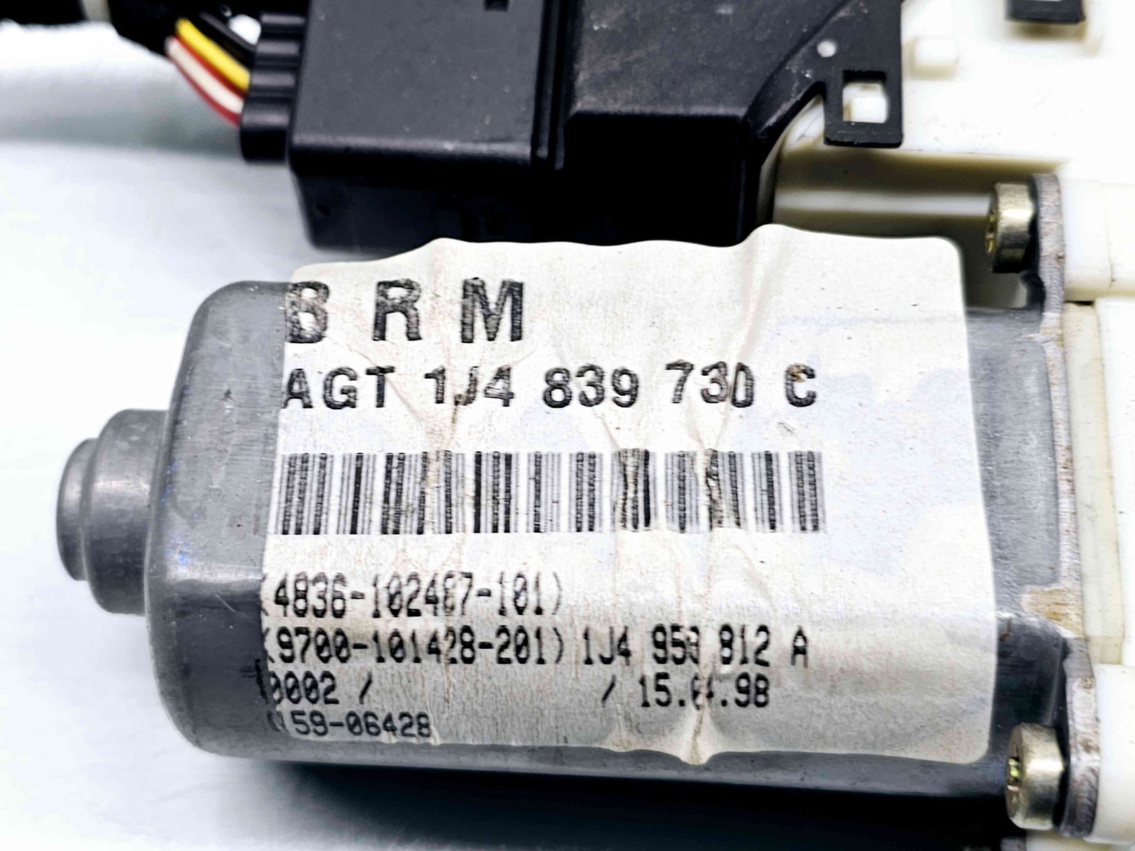 Motoras geam dreapta spate Volkswagen Golf 4 Variant (1J5) [Fabr 1999-2005] 1J4839730C - imagine 3