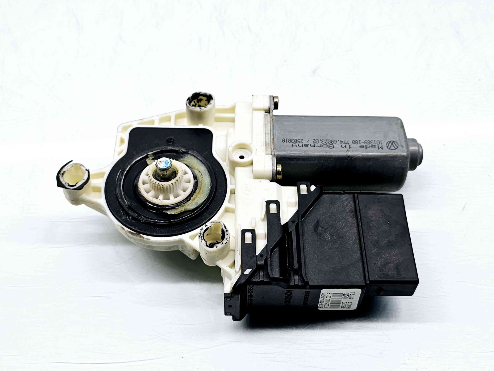 Motoras geam stanga spate Volkswagen Golf 4 Variant (1J5) [Fabr 1999-2005] 1J4839729C