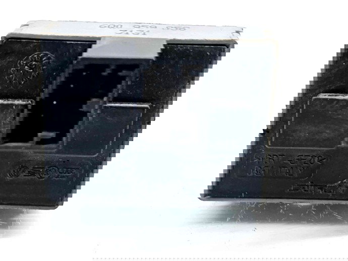   Butoane comanda geamuri sofer Volkswagen Polo (6N2) [Fabr 1995-2000] 6Q0959858