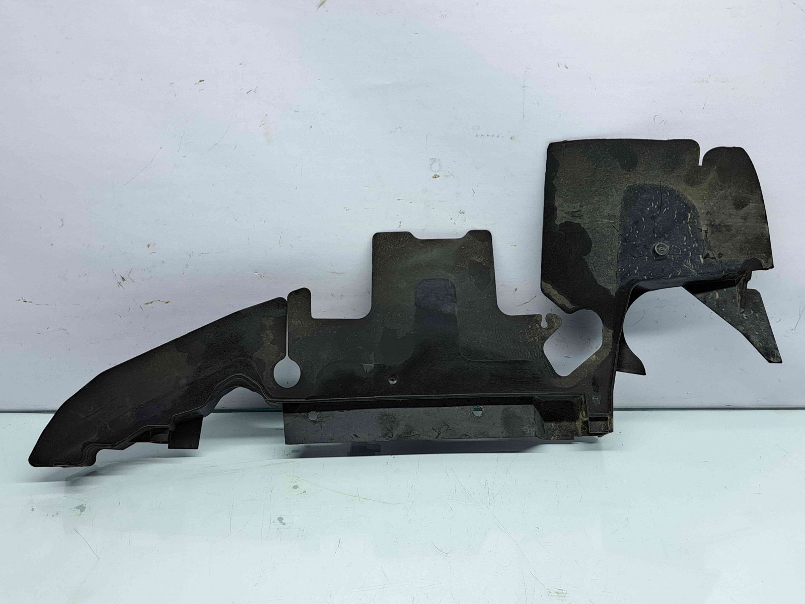 Deflector aer Audi A6 (4F2, C6) [Fabr 2004-2010] 4F0121283