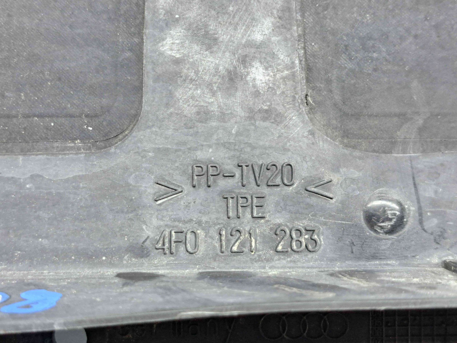 Deflector aer Audi A6 (4F2, C6) [Fabr 2004-2010] 4F0121283 - imagine 4