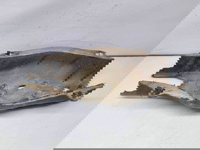 Protectie brat dreapta Mercedes Clasa C (W204) [Fabr 2007-2014] A2043521688 3.0 CDI 642830  