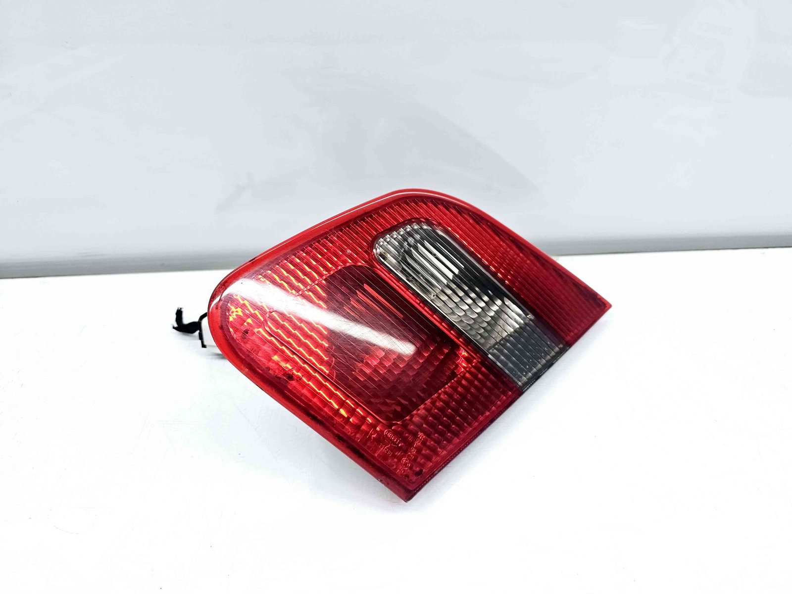 Stop haion dreapta MITSUBISHI Carisma (DA) [Fabr 1995-2007] OEM - imagine 2