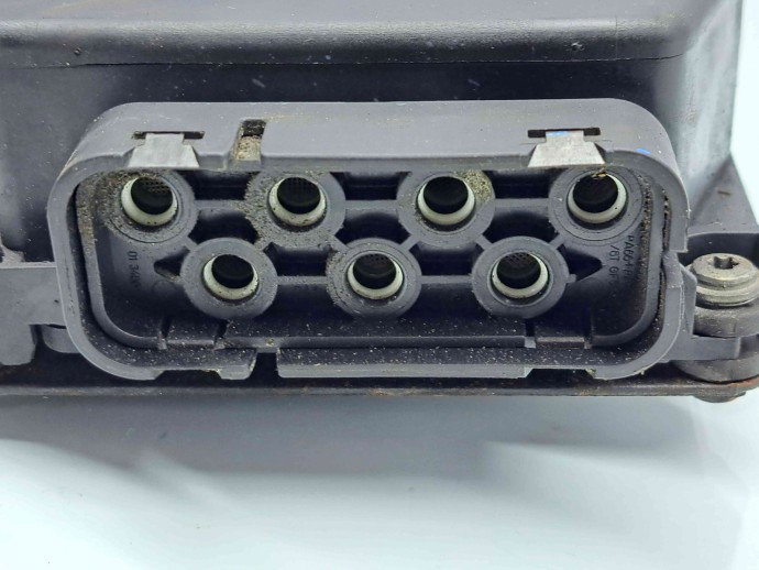 Distribuitor vacuum Skoda Octavia 2 Combi (1Z5) [Fabr 2004-2013] 6Q0906625E 1.9 TDI BXE  