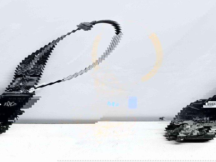 Broasca usa dreapta fata Volkswagen Touareg (7LA, 7L6) [Fabr 2003-2010] 3D1837016AC