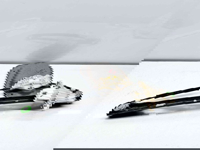 Macara electrica geam dreapta spate Volkswagen Golf 5 Plus (5M1) [Fabr 2005-2008] 5M0839462