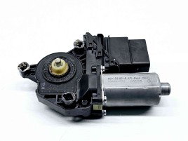 Motoras geam dreapta spate Volkswagen Golf 5 Plus (5M1) [Fabr 2005-2008] 5M0839402B