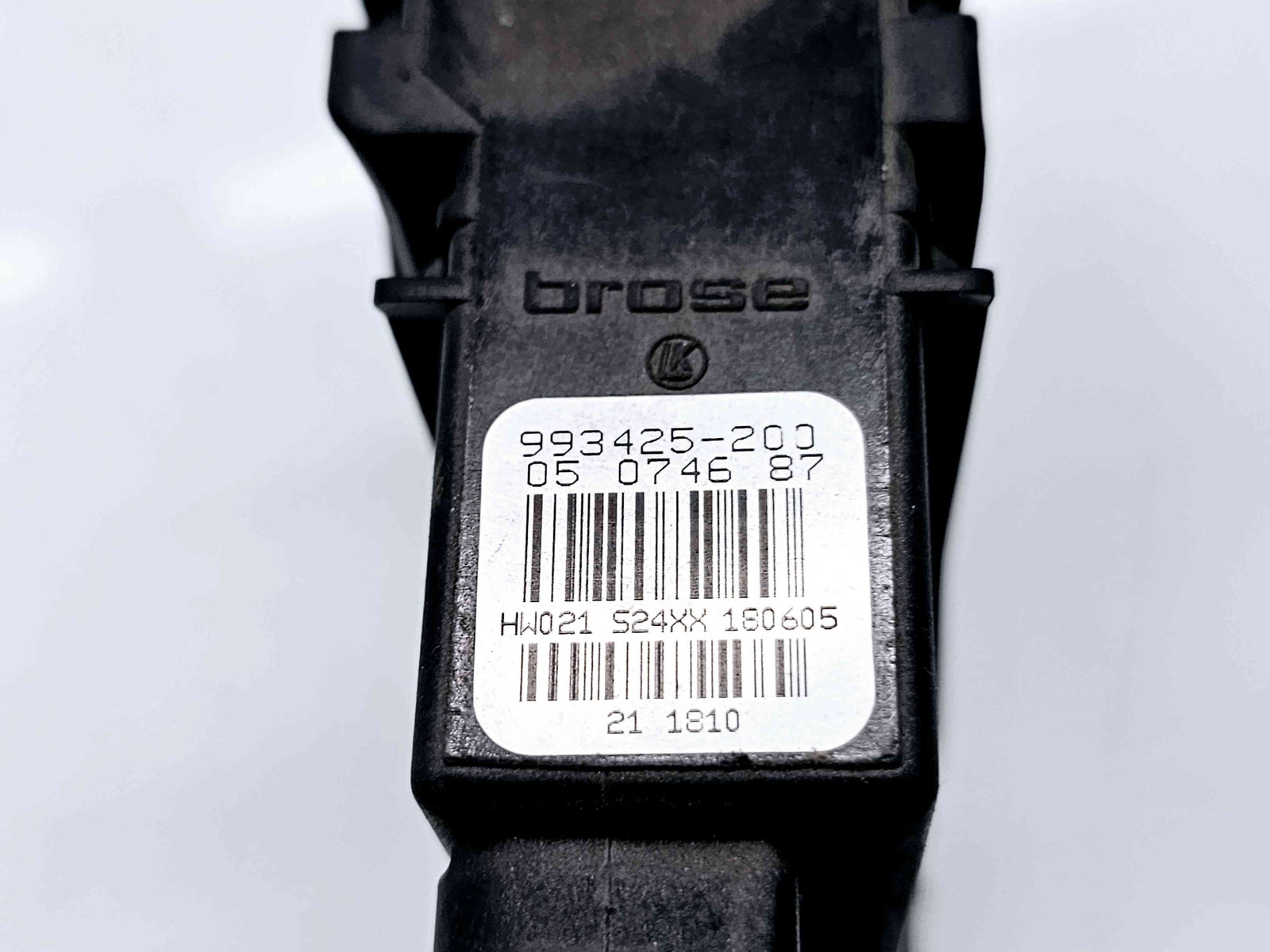 Motoras geam dreapta spate Volkswagen Golf 5 Plus (5M1) [Fabr 2005-2008] 5M0839402B - imagine 4