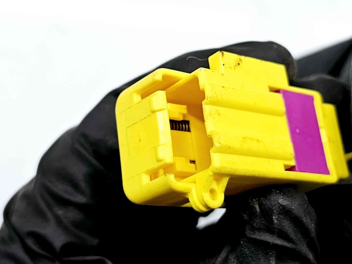   Centura dreapta fata Volkswagen Golf 5 Plus (5M1) [Fabr 2005-2008] 5M1857706