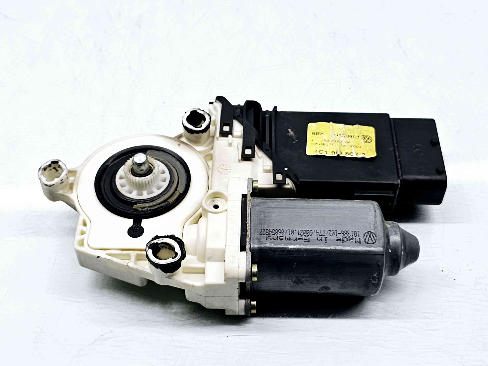 Motoras geam dreapta fata Volkswagen Golf 4 Variant (1J5) [Fabr 1999-2005] 1C1959802A