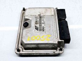 Calculator motor ECU Seat Alhambra (7V8,7V9) [Fabr 1997-2010] 038906019LQ 1.9 TDI AUY 85KW / 116CP 1.9 TDI AUY 85KW / 116CP 1.9 TDI AUY 85KW / 116CP