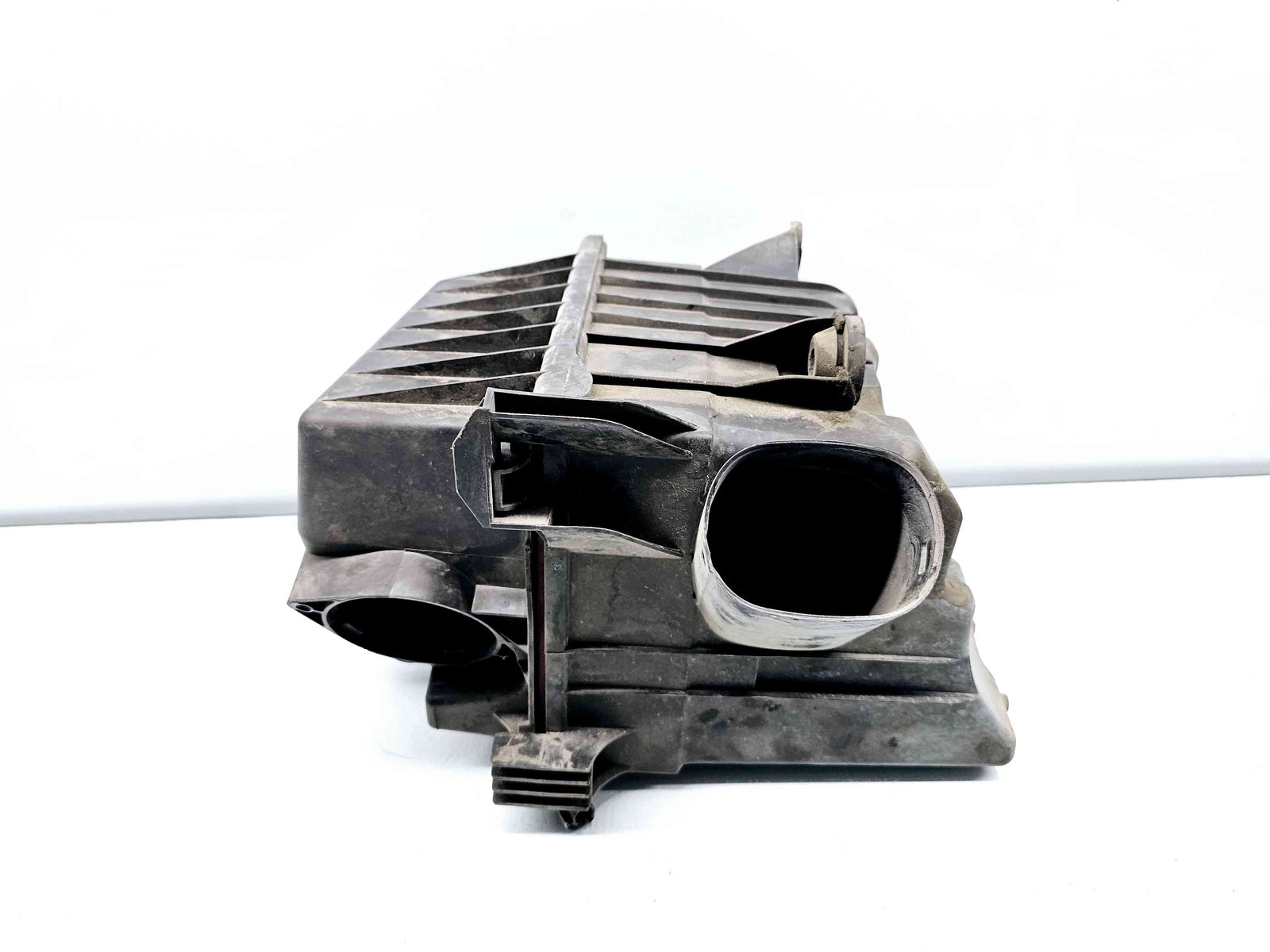 Carcasa filtru aer Seat Ibiza 5 (6J5) [Fabr 2008-2017] 6Q0129601AR 1.4 TDI BMS 59KW / 80CP 1.4 TDI BMS 59KW / 80CP 1.4 TDI BMS 59KW / 80CP - imagine 4