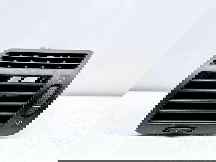    Grila aerisire stanga Seat Alhambra (7V8,7V9) [Fabr 1997-2010] 7M3819703