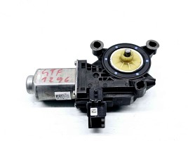 Motoras geam stanga fata Seat Ibiza 5 (6J5) [Fabr 2008-2017] 6R0959801