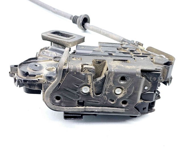 Broasca usa stanga fata Volkswagen Caddy IV Van (SAA, SAH) [Fabr 2015-2024] 5TB837015A