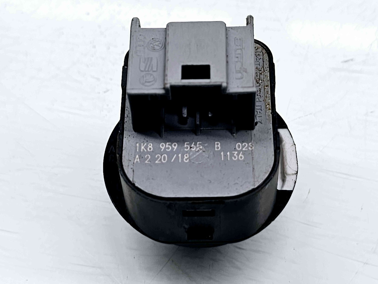 Buton reglaj oglinzi Volkswagen Caddy IV Van (SAA, SAH) [Fabr 2015-2024] 1K8959565B - imagine 3