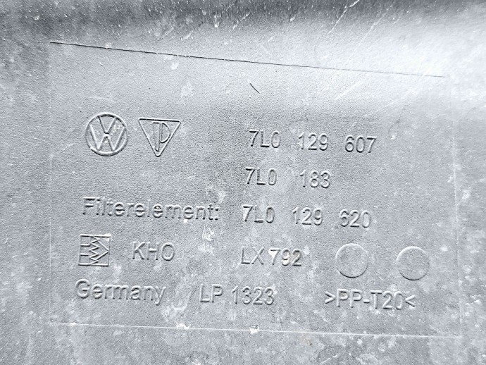Carcasa filtru aer Volkswagen Touareg (7LA, 7L6) [Fabr 2003-2010] 7L0129607 2.5 TDI BAC 128KW / 174CP