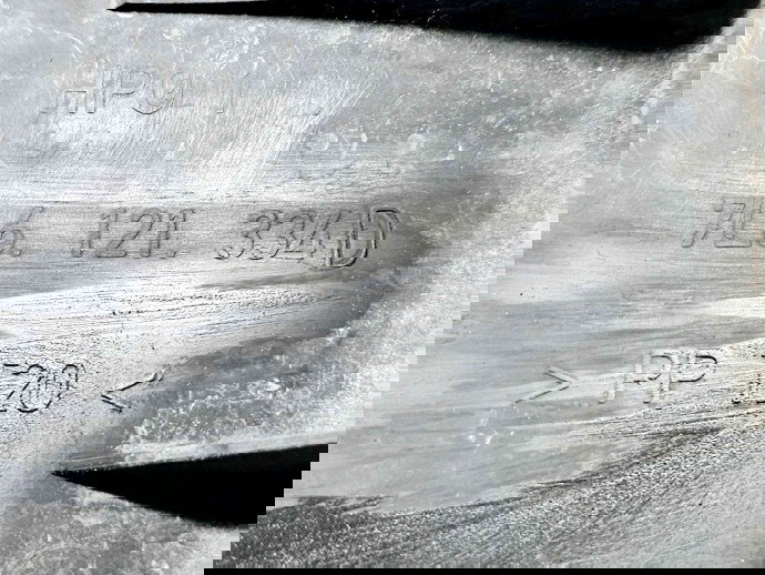 Deflector aer Volkswagen Touareg (7LA, 7L6) [Fabr 2003-2010] 7L6121334D