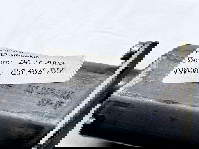 Motoras geam stanga spate Volkswagen Touareg (7LA, 7L6) [Fabr 2003-2010] 7L0959703 | 7L0959795