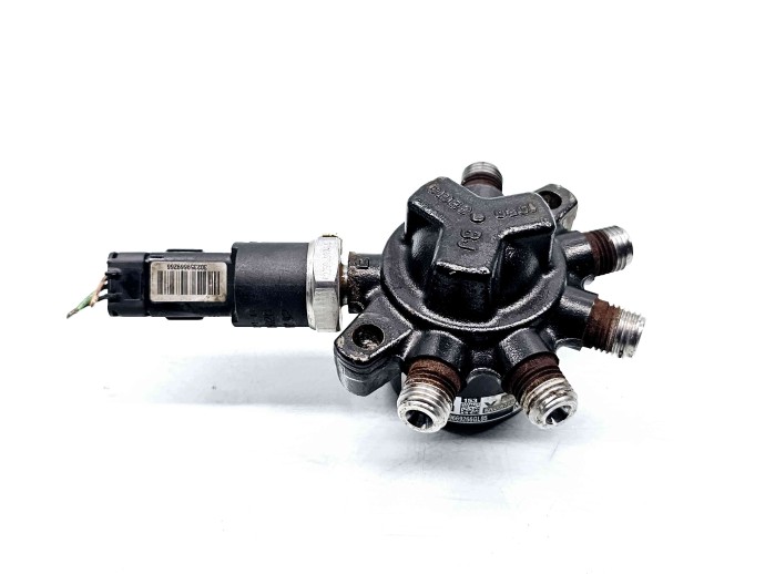 Rampa injectoare Renault Megane 2 [Fabr 2002-2008] 8200057345 1.5 CDI K9K722 60KW / 82CP