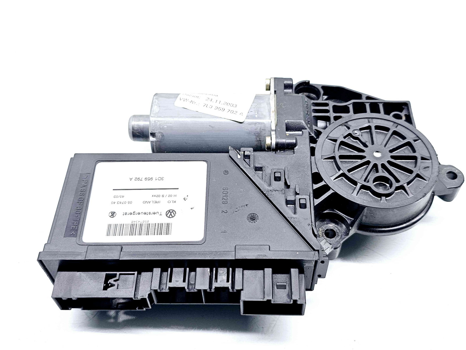 Motoras geam dreapta fata Volkswagen Touareg (7LA, 7L6) [Fabr 2003-2010] 7L0959702A n 3D1959792A - imagine 3