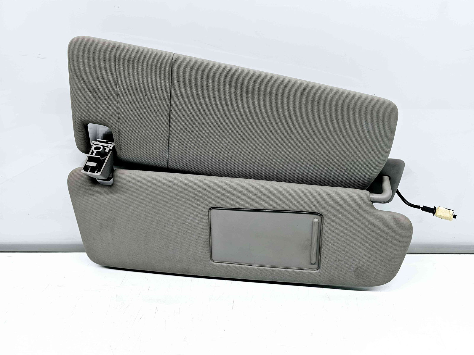 Parasolar dreapta Volkswagen Touareg (7LA, 7L6) [Fabr 2003-2010] OEM - imagine 2