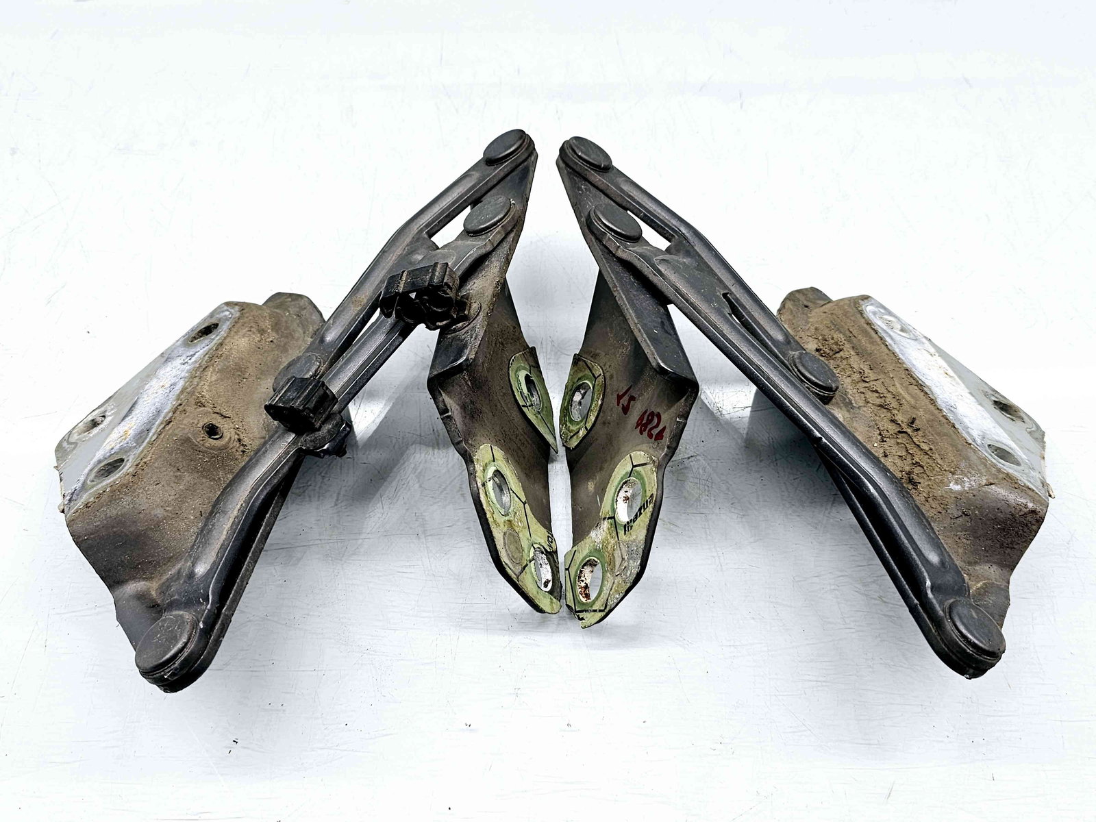 Set balamale capota Volkswagen Touareg (7LA, 7L6) [Fabr 2003-2010] 7L6823301 n 7L6823302 - imagine 4