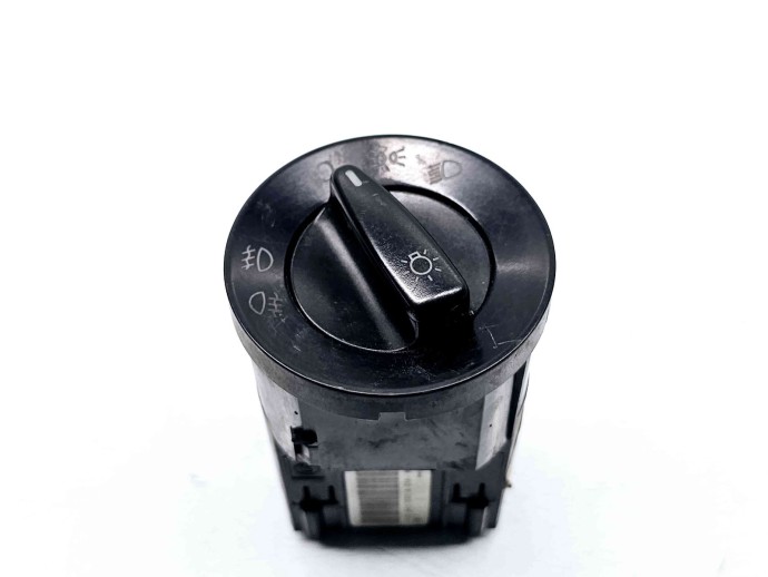    Bloc lumini Volkswagen Golf 4 (1J1) [Fabr 1997-2004] 1C0941531A