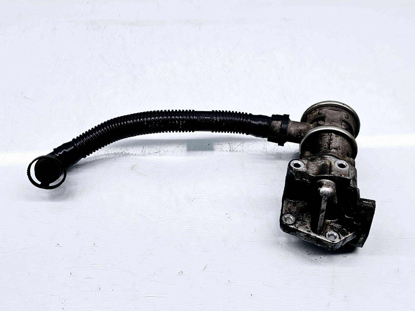 Supapa EGR Skoda Touran (1T1, 1T2) [Fabr 2003-2010] 06A131351F 1.6 Benz BSE 75KW / 102CP 1.6 Benz BSE 75KW / 102CP - imagine 1