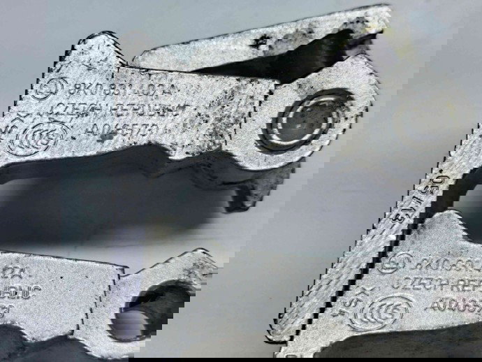 Set balamale usa dreapta fata Skoda Rapid (NH3) [Fabr 2012-2019] 8K0881402A