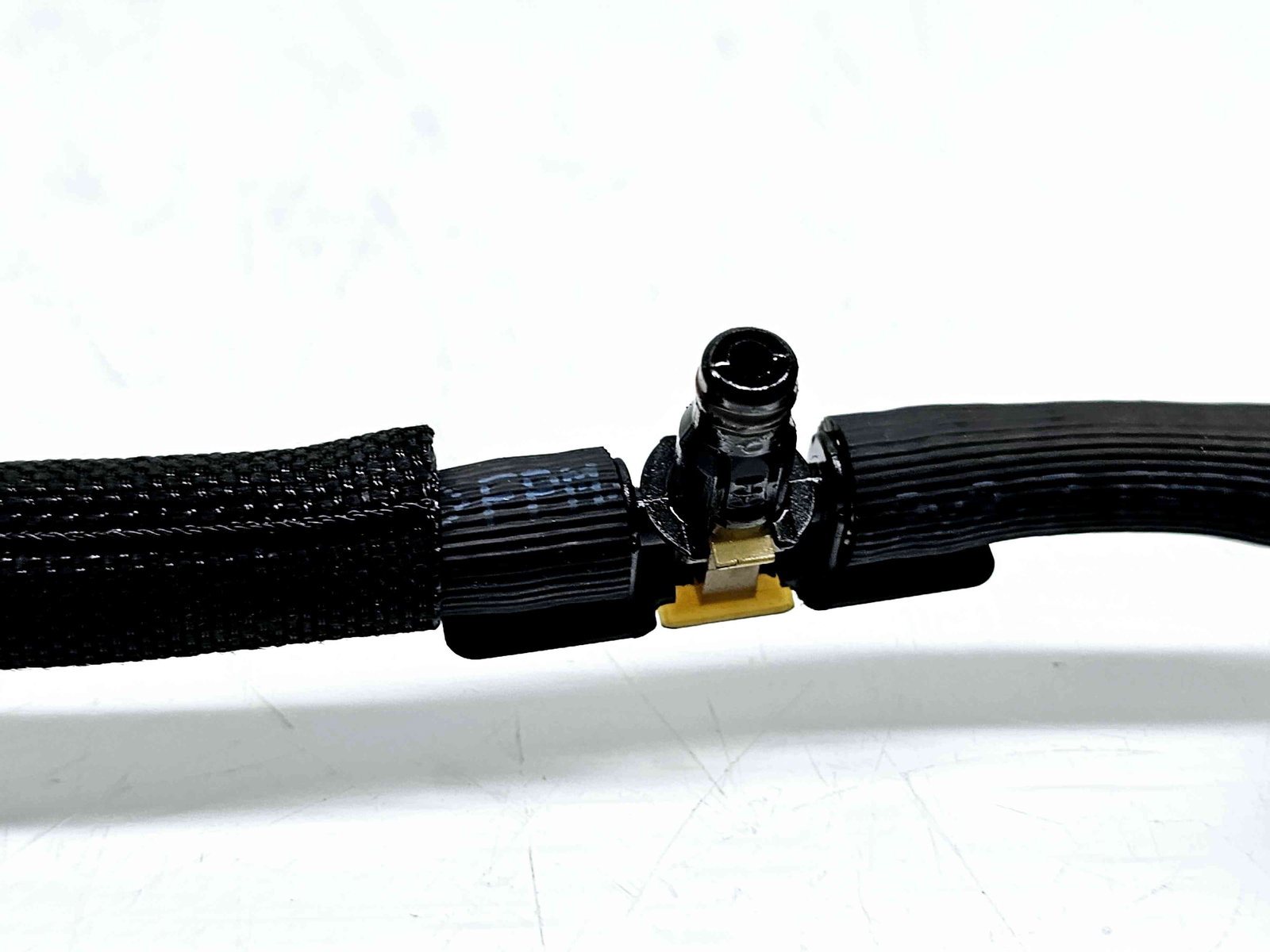 Conducta retur injectoare Audi A5 Sportback (8TA) [Fabr 2009-2015] OEM 2.0 TDI CGLC 130KW / 177CP - imagine 3