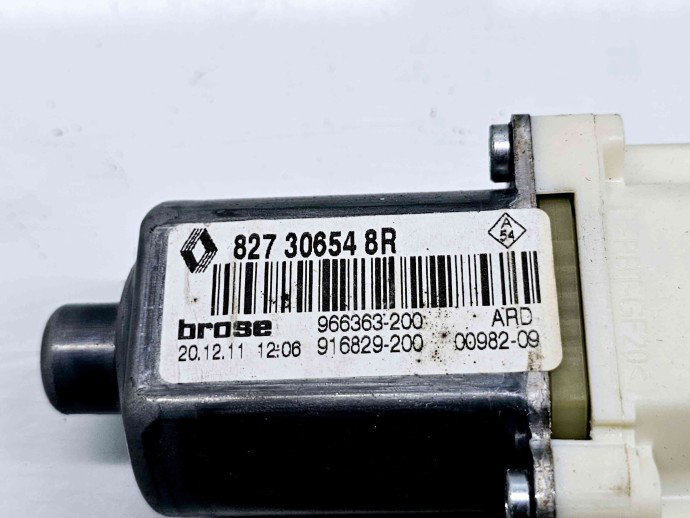 Motoras geam dreapta spate Renault Megane 3 (B95) [Fabr 2008-2016] 827306548R
