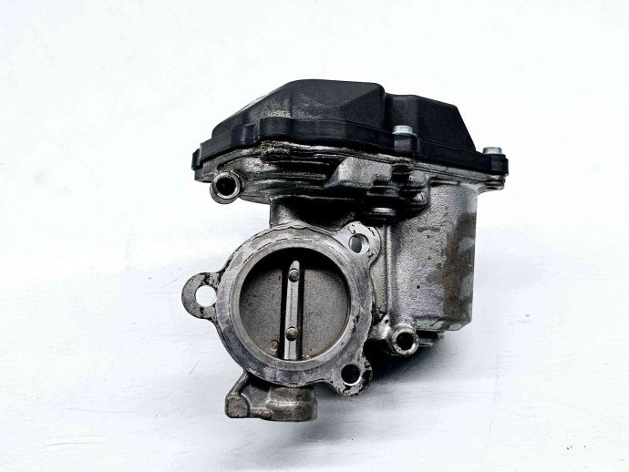 Supapa EGR AUDI Q5 (8RB) [ Fabr 2008-2016] 04L131501B 2.0 TDI DEUA 110KW / 150CP
