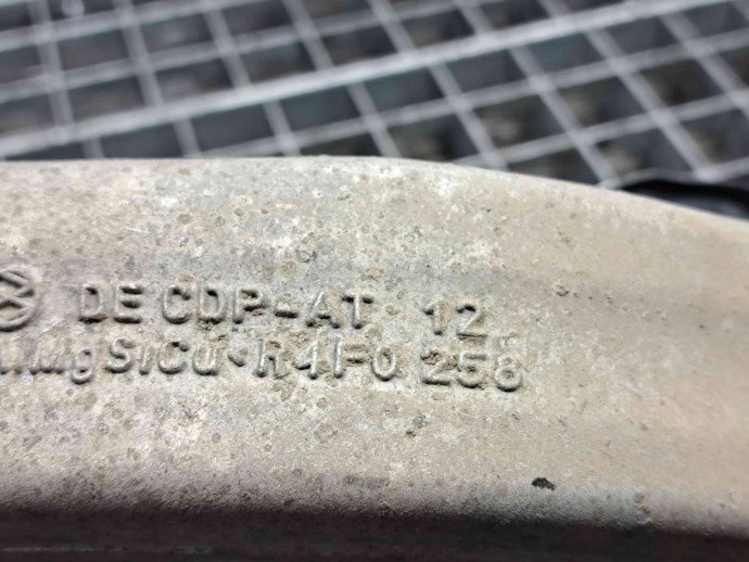 Fuzeta fata dreapta Audi A6 (4F2, C6) [Fabr 2004-2010] 4F0258 2.7 TDI BPP  