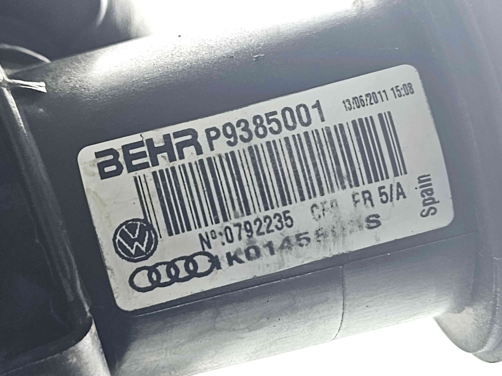 Radiator intercooler Volkswagen Golf 5 (1K1) [Fabr 2004-2008] 1K0145803S 1.8 TFSI CDAA 118KW / 160CP 1.8 TFSI CDAA 118KW / 160CP - imagine 2