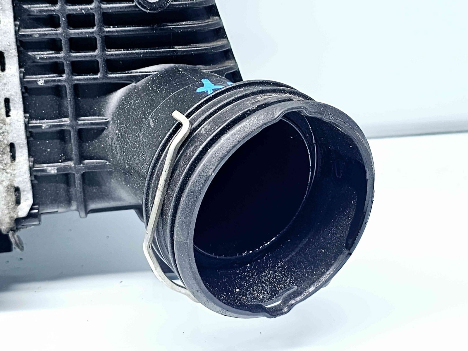 Radiator intercooler Volkswagen Golf 5 (1K1) [Fabr 2004-2008] 1K0145803S 1.8 TFSI CDAA 118KW / 160CP 1.8 TFSI CDAA 118KW / 160CP - imagine 3