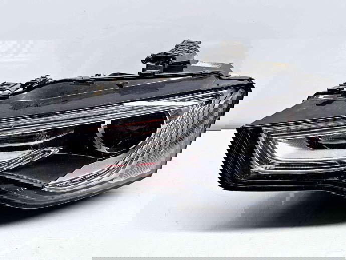  Far stanga Audi A5 Sportback (8TA) [Fabr 2009-2015] 8T0941005D