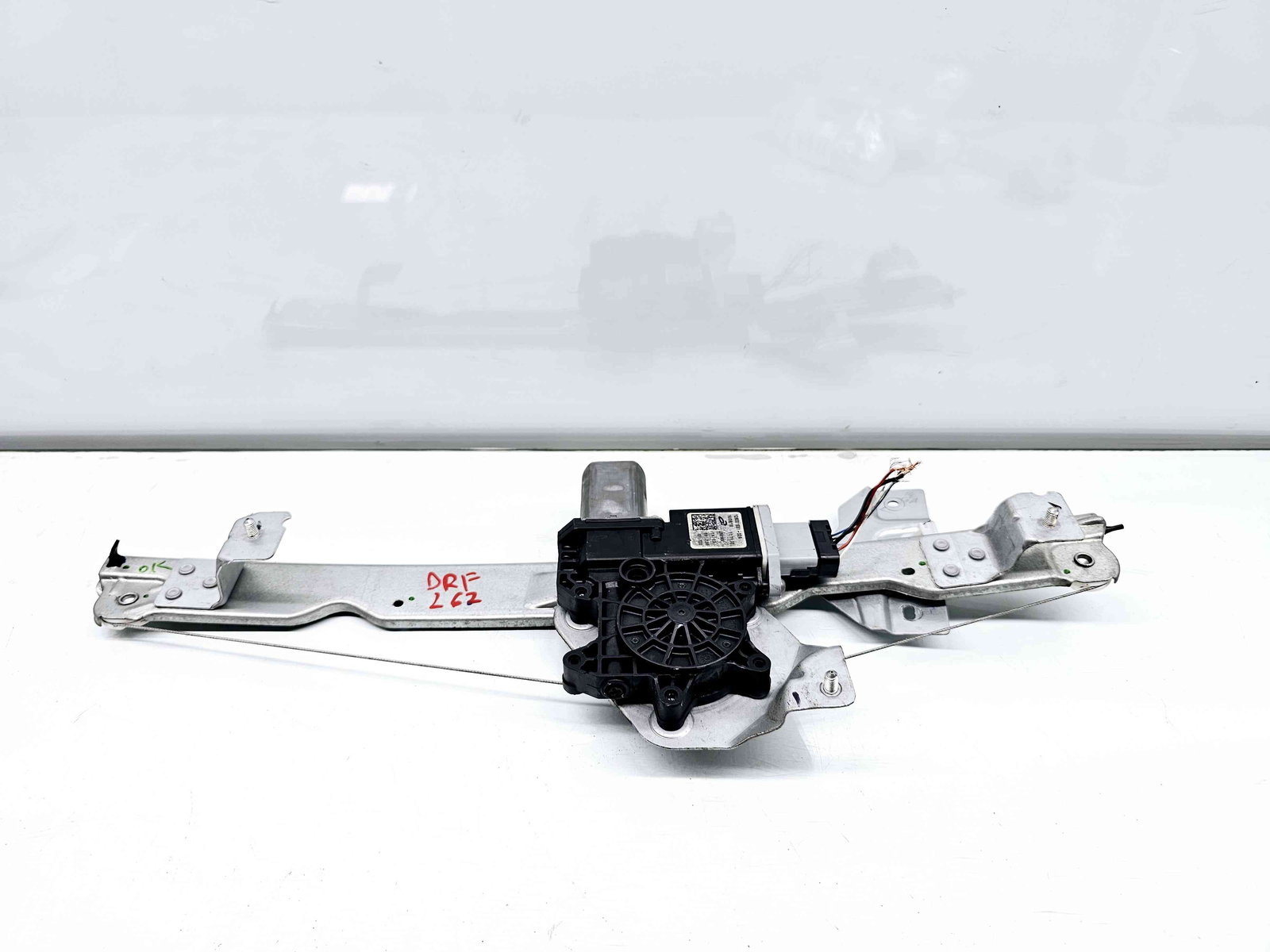 Macara electrica geam dreapta fata Dacia Duster (PH2, H79) [Fabr 2013-2017] 807209251R - imagine 1