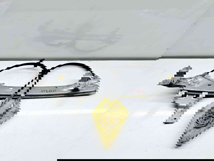 Macara electrica geam stanga spate Renault Megane 3 (B95) [Fabr 2008-2016] 827210003R