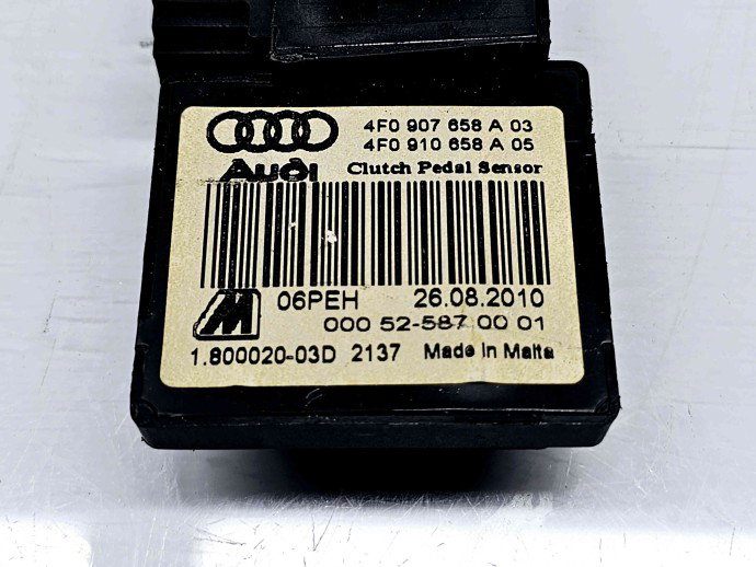  Senzor pedala acceleratie Audi A6 (4F2, C6) facelift [Fabr 2004-2010] 4F0907658A