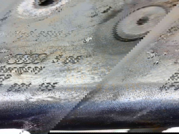 Suport aripa stanga fata Audi A6 (4F2, C6) [Fabr 2004-2010] 4F0821135