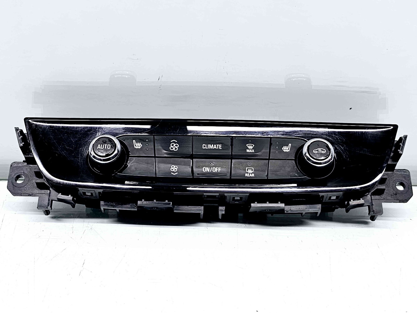 Panou comanda clima Opel Insignia B Combi [Fabr 2017-prezent] 39113538 - imagine 1