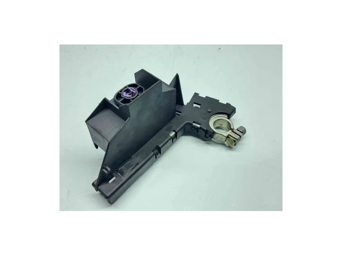 Capsa borna baterie Audi A6 Avant (4G5, C7) 4F0915519