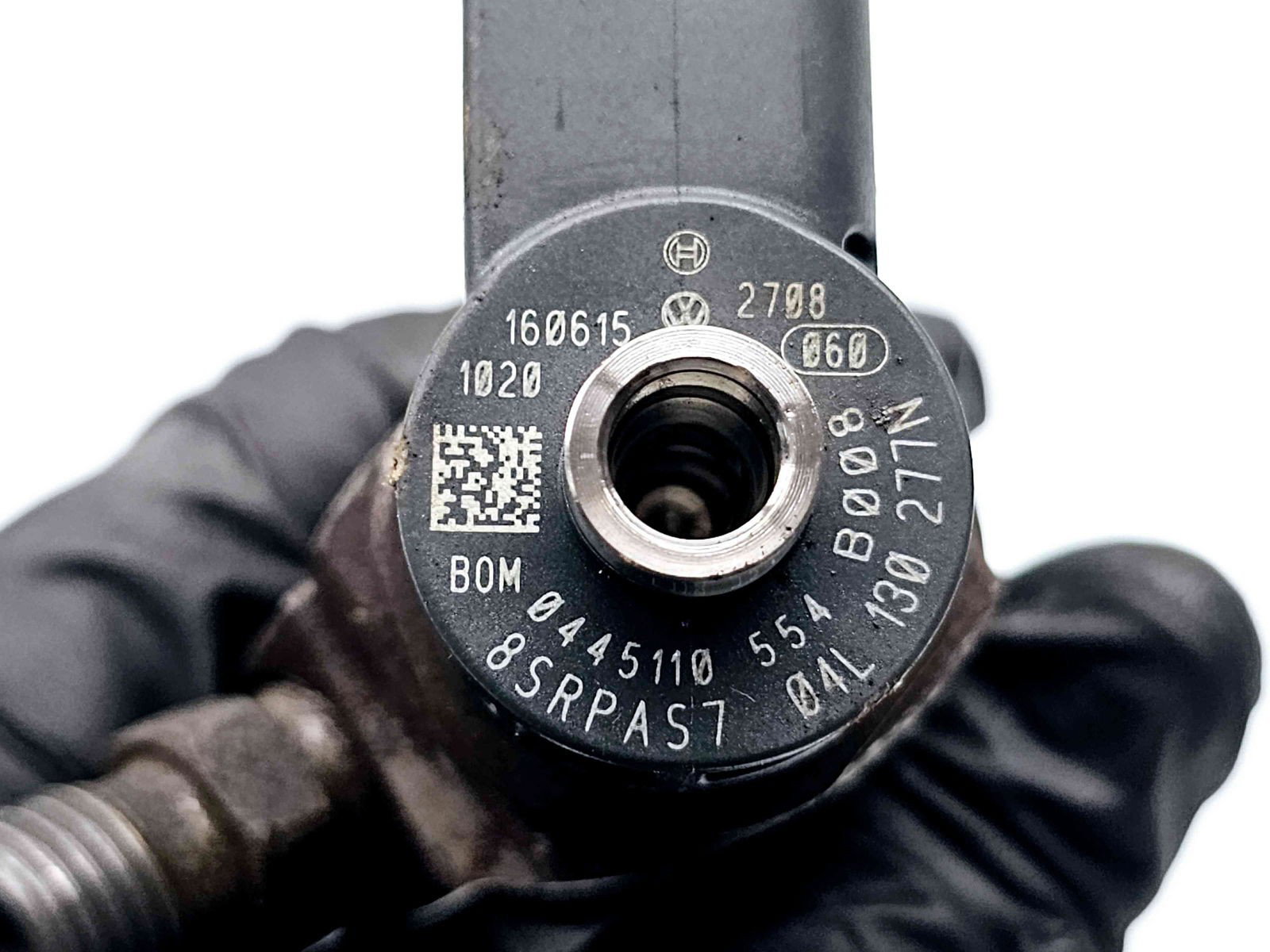 Injector 04L130277N n 0445110554 2.0 TDI DEUA 110KW / 150CP - imagine 2