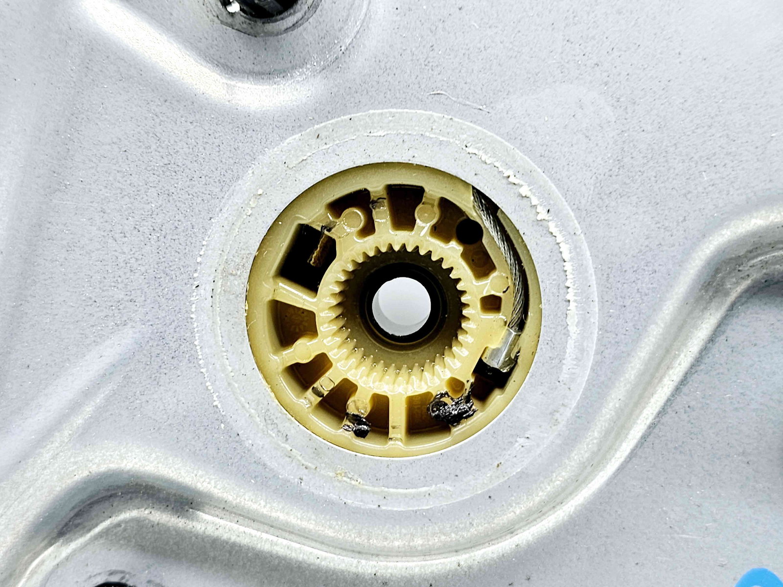 Macara electrica geam dreapta fata Skoda Yeti (5L) [Fabr 2009-2020] 5L0837402A - imagine 2