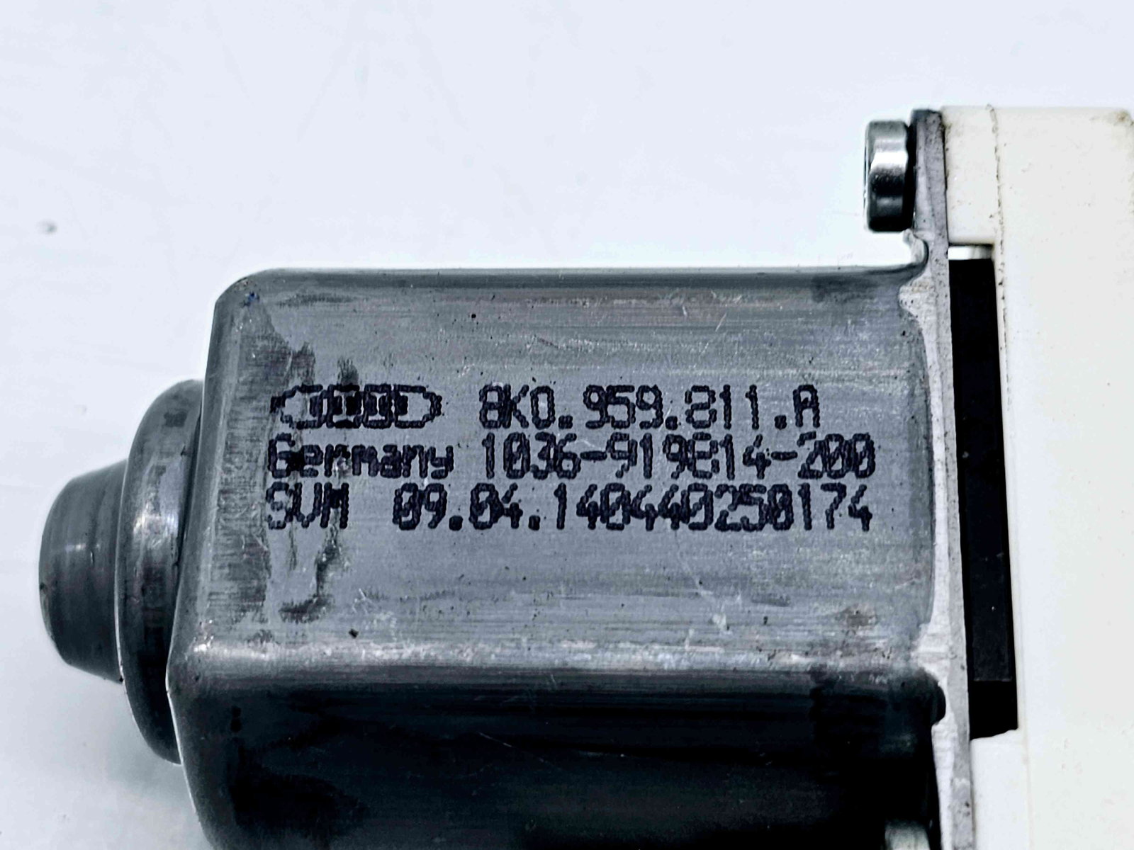 Motoras geam stanga fata Skoda Yeti (5L) [Fabr 2009-2020] 8K0959811A - imagine 4