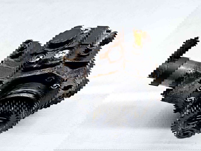 Pompa inalta presiune Renault Megane 3 Combi [Fabr 2008-2015] 167002972R | H8201045496 | 044 1.6 DCI R9M402 96KW / 130CP